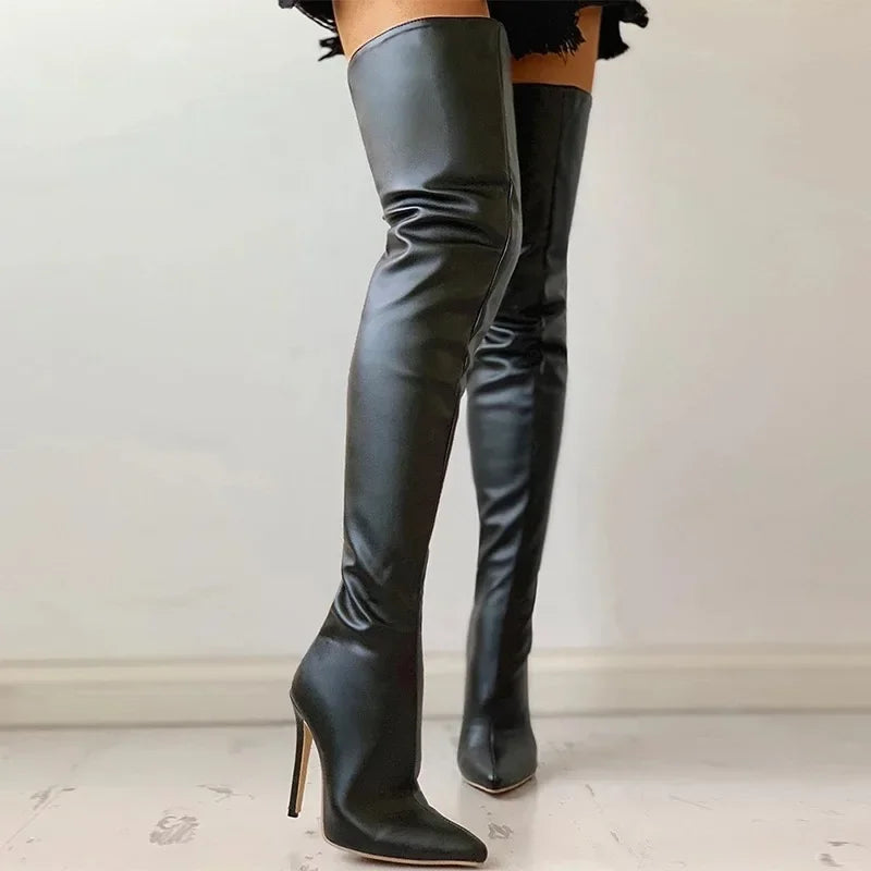 W&W Mode | Oberschenkelhohe Fashion Stiefel Stiletto Absatz