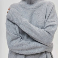 Rollkragenpullover in Übergröße aus Strick