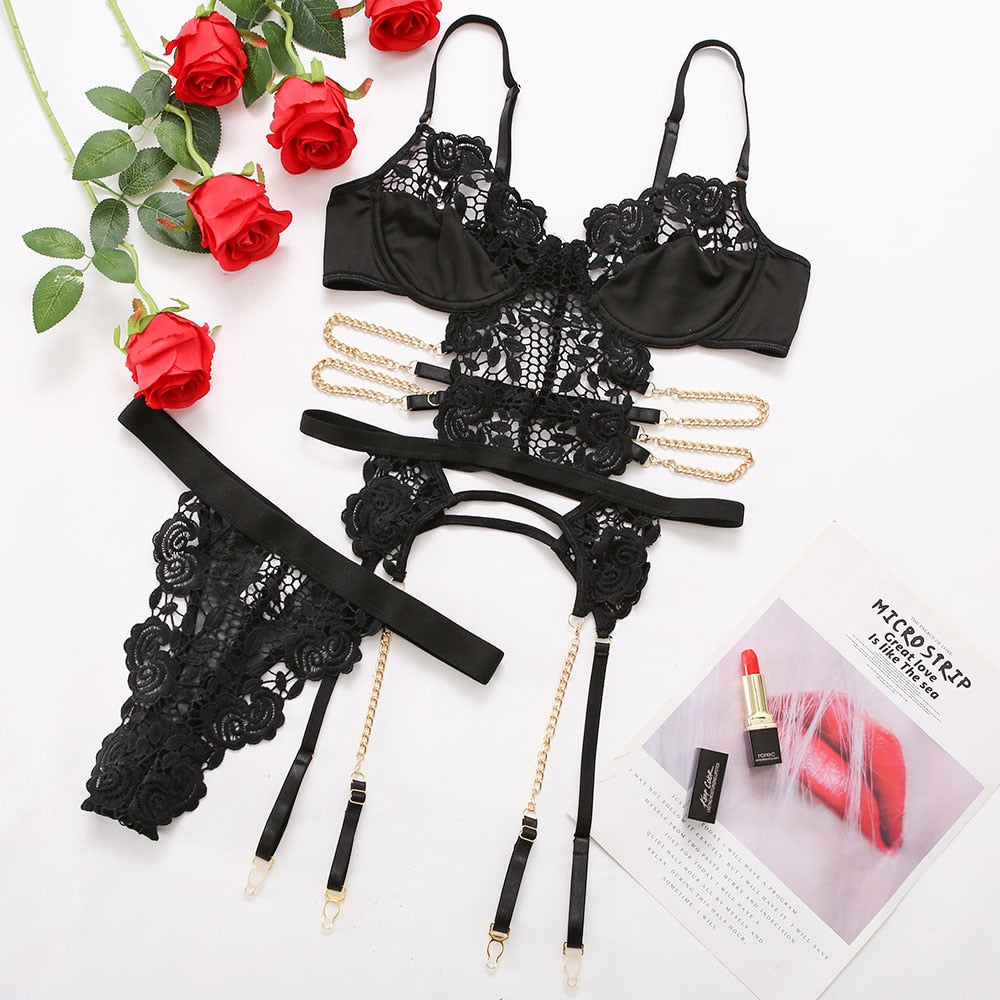 WW | All Hype, No Heart Lingerie-Set