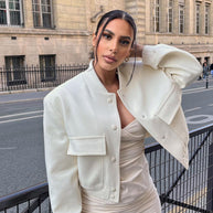 WW | Beigefarbene Bomberjacke