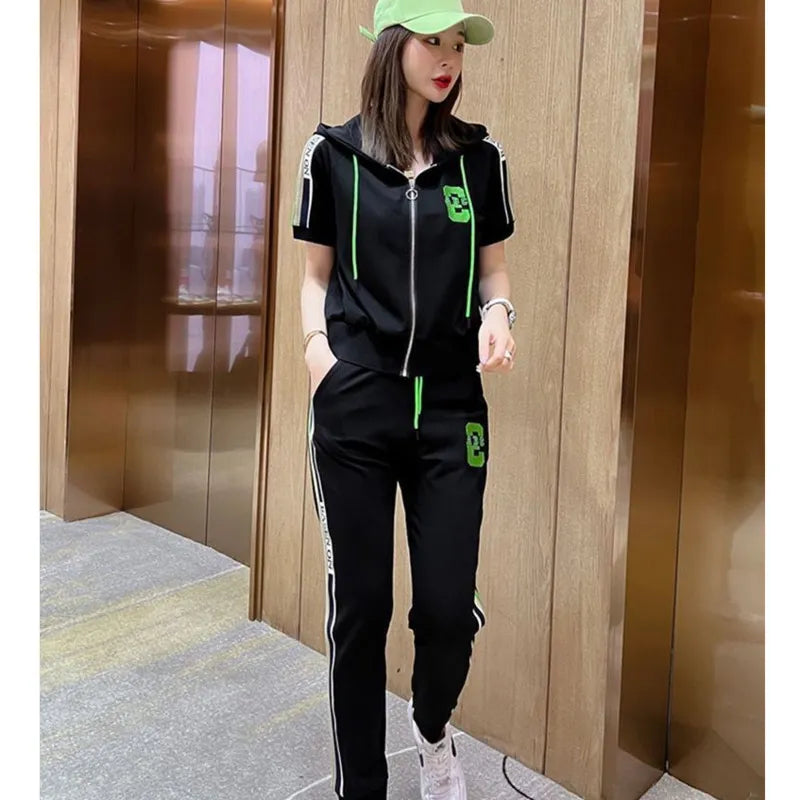 WW | Sommer Frauen Trainingsanzug Locker Mode Lässig Kurze Ärmel Kapuzenoberteil Hose 2 Teilig Set Jogginganzug für Frauen Kleidung