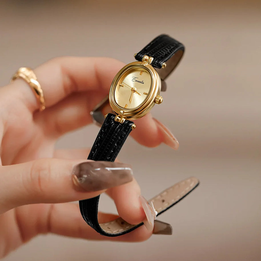 WW | Damenarmbanduhr Mit Schlankem Profil Und Luxuriösem Lederband