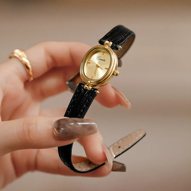 WW | Damenarmbanduhr Mit Schlankem Profil Und Luxuriösem Lederband