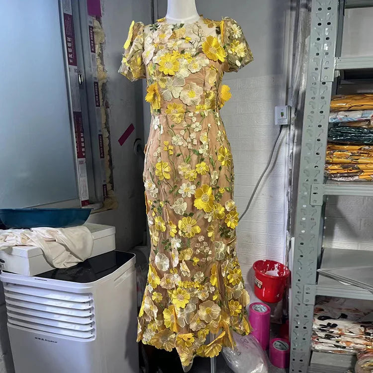 WW | Runway Frühling/Sommer Neu Mesh 3D Blumenstickerei Perspektiv Abend Prom Kleid Frauen Urlaub Robe Vestido Fest