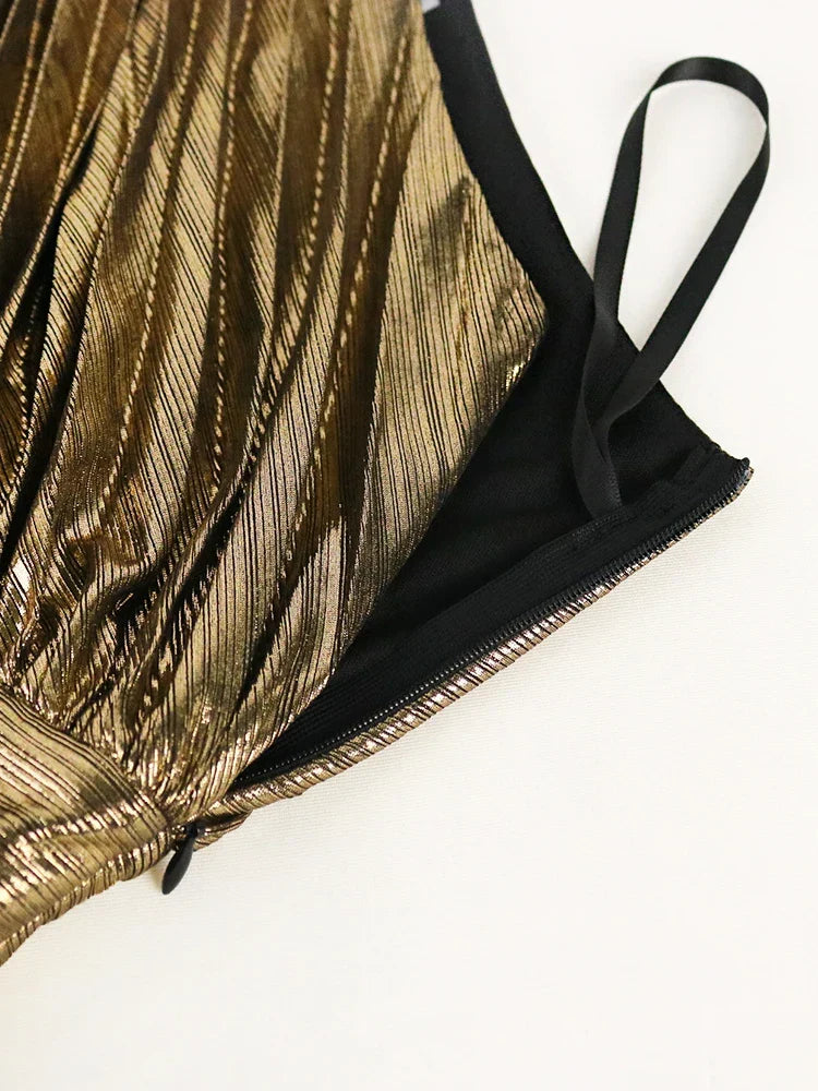 W&W Mode | Elegantes One Shoulder Abendkleid in Metallic Optik