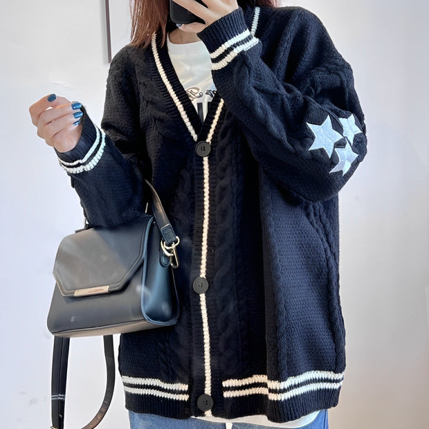 Cardigan in Karamell - Warm mit stylischer Stickerei