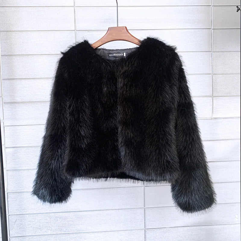 W&W Mode - Pelzmantel aus Plüsch