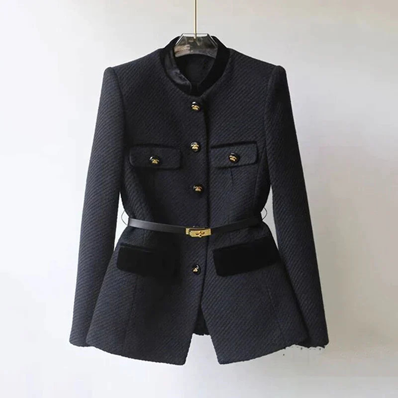 W&W Mode | Elegante Jacke Mit Knöpfen