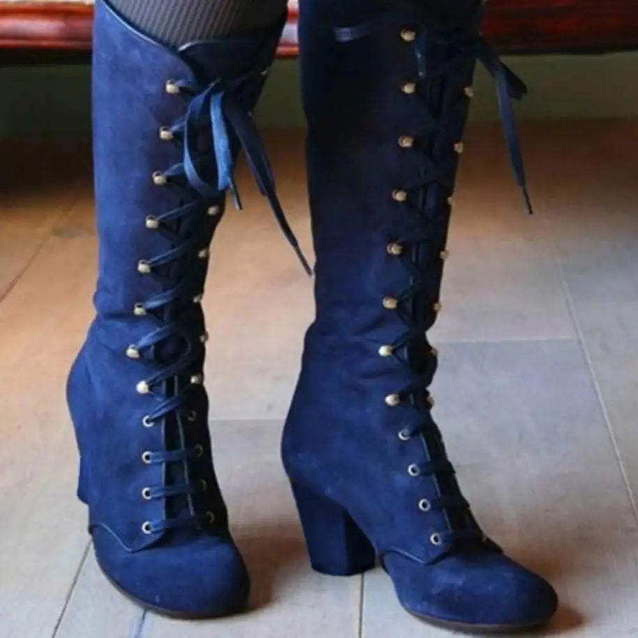 WW | Elegante Knielange Schnürstiefel mit Blockabsatz
