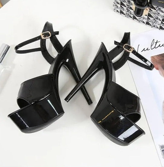 W&W Mode | Linger Like A Tattoo Kiss Pump Sandalen