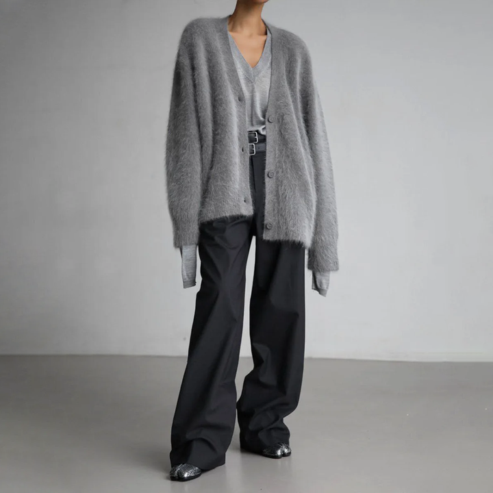 Flauschige Damen Strickjacke V-Ausschnitt