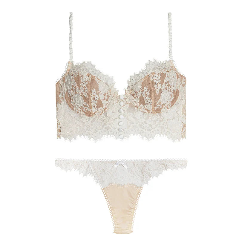 WW | In deinem Herzen eingeschlossene Lingerie