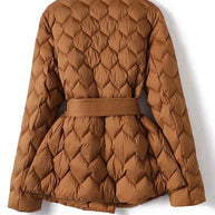 Elegante Daunenjacke mit Gürtel