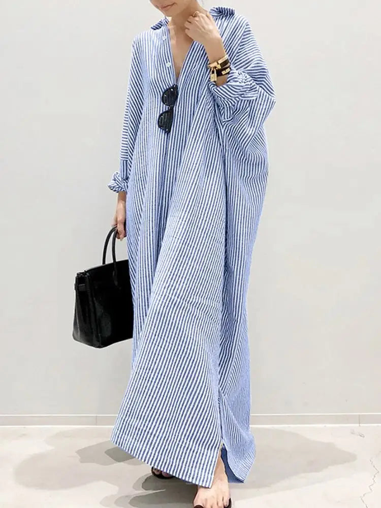 WW Gestreiftes Kleid | Lässiges oversized Maxi-Kleid mit langen Ärmeln für Damen