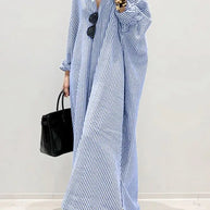 WW Gestreiftes Kleid | Lässiges oversized Maxi-Kleid mit langen Ärmeln für Damen
