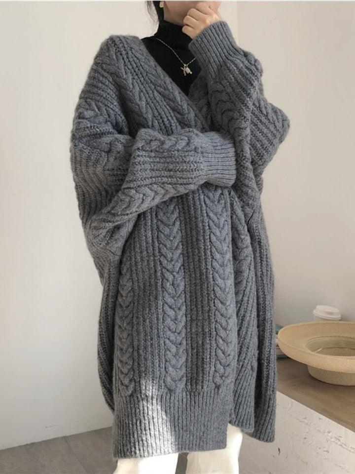 Lange Damen-Strickjacke aus Wolle