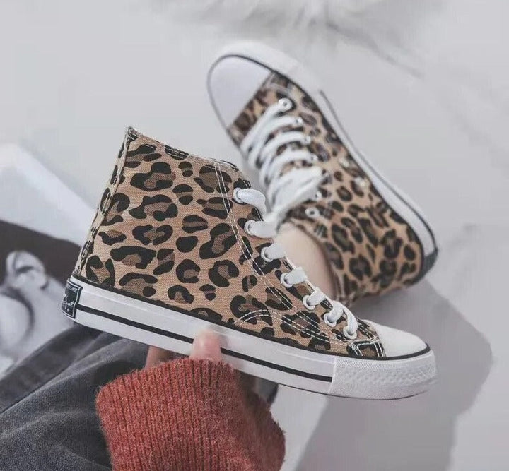 W&W Mode | Panther Stilvolle Orthopädische Sneaker