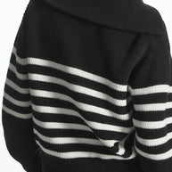 weite Turtleneck Damenpullover mit gestreiftem Revers