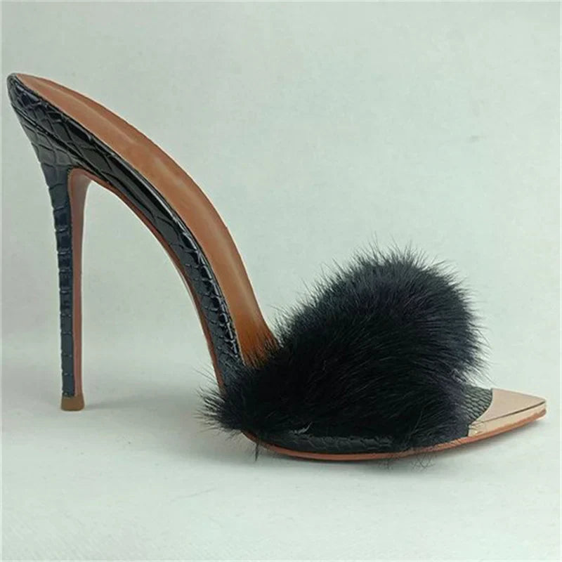 WW | Sommer Furry Mules Schuhe Peep Toe Dünne Absätze Slippers Frauen Sxy Metall Dekoration Spitz Zehe Gladiator Sandalen Fest Stiletto