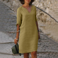 WW | Elegantes Sommerkleid mit V-Ausschnitt