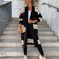 WW - Lange gestreifte Strickjacke