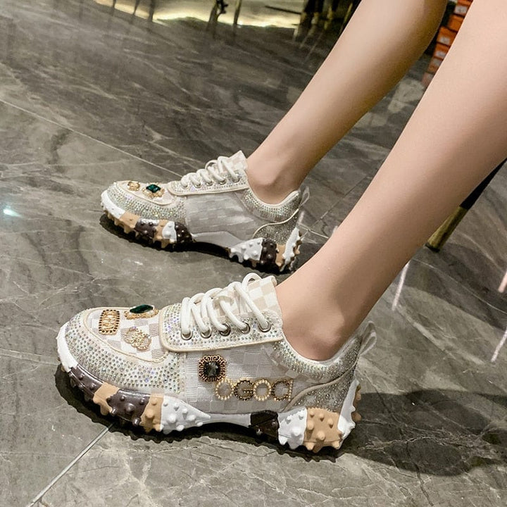 Damen Partyschuhe mit funkelnden Diamantdetails und gepolsterter Innensohle