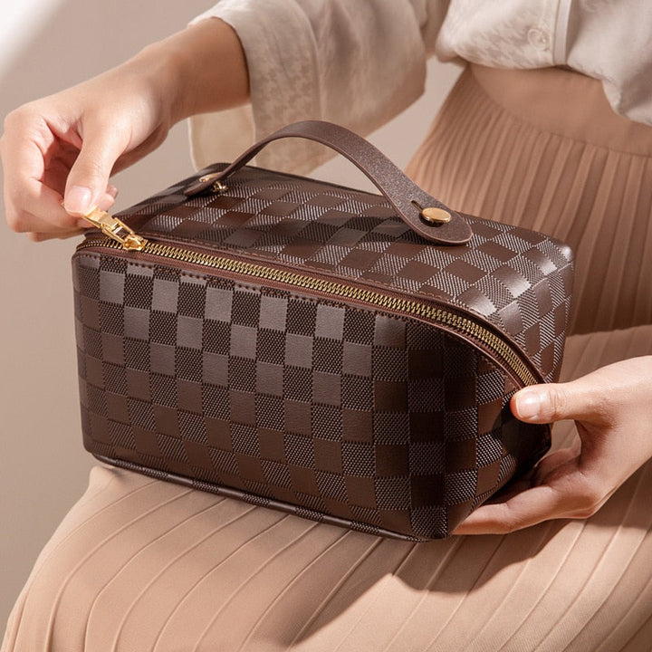 W&W Mode | Luxuriöse karierte Kosmetiktasche