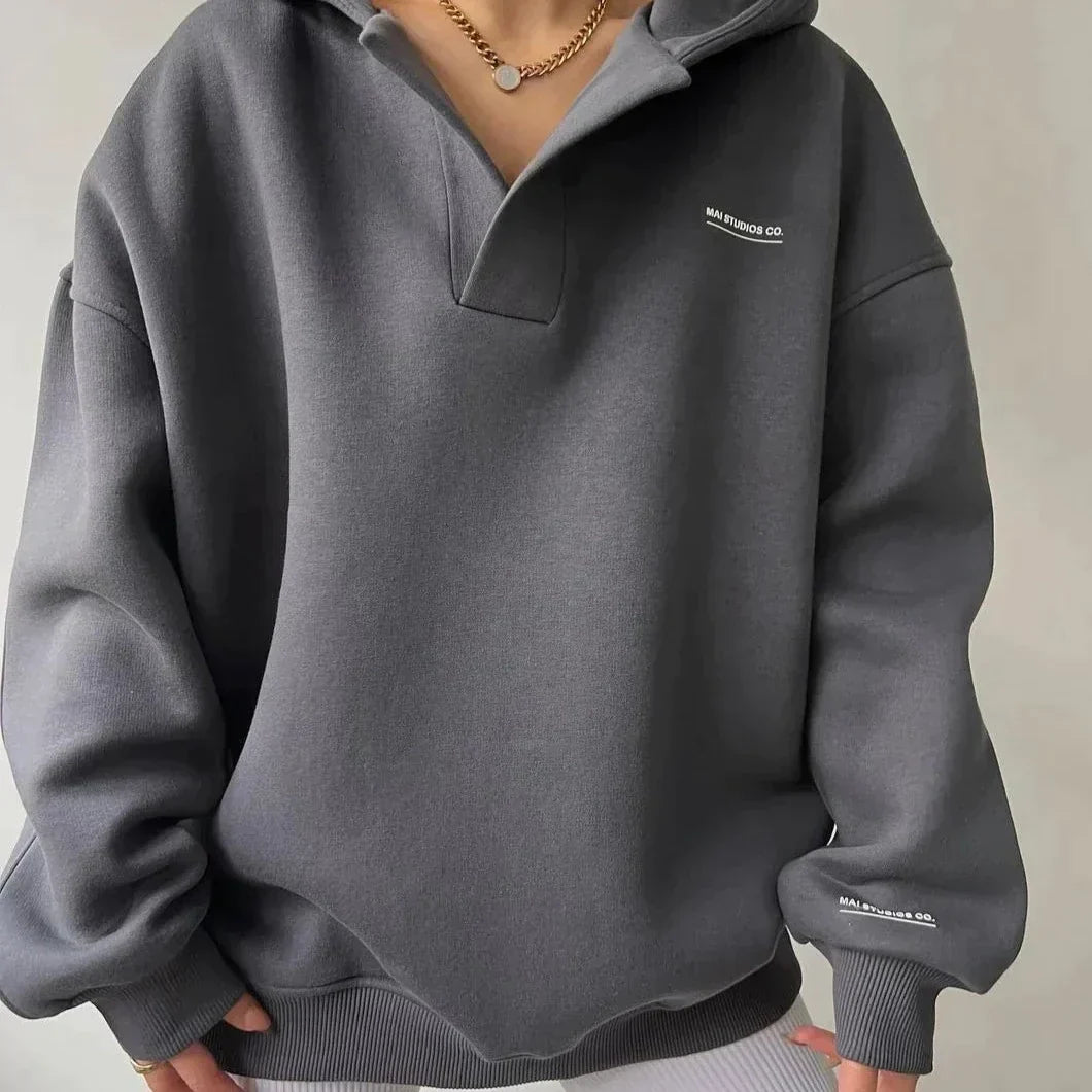 Wollpullover mit Kapuze