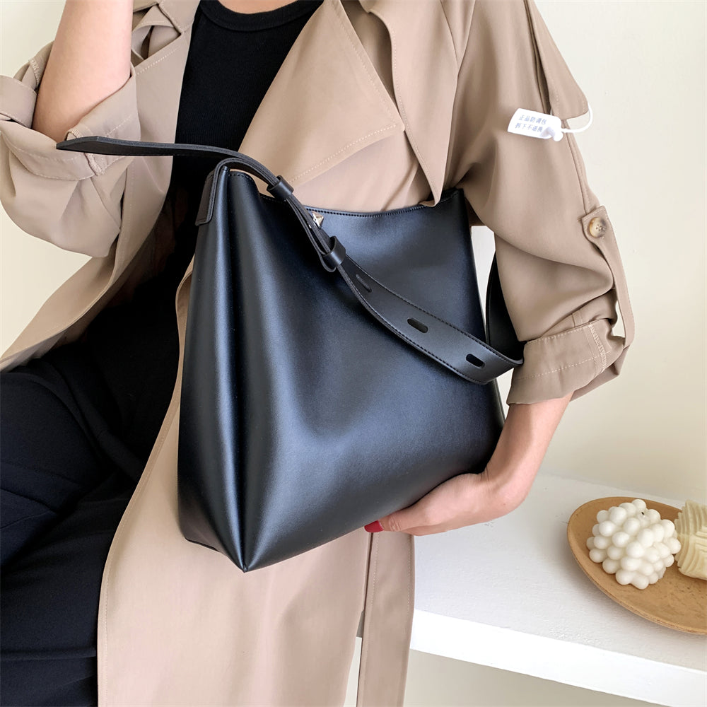 WW Hochwertige Damen Shopper Große Kapazität Schultertasche Reine Farbe Breiter Riemen Weiches PU-Leder