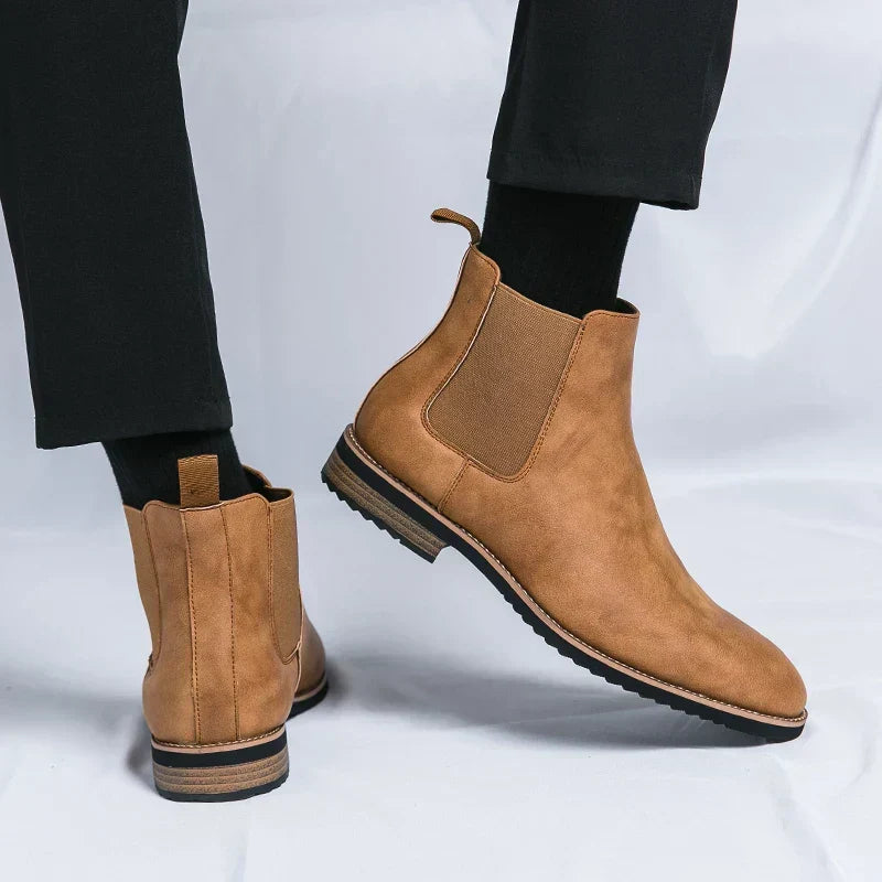 Leder-Chelsea-Stiefel mit zeitlosem Stil