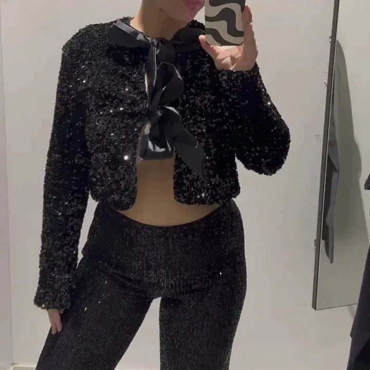 W&W Mode | Glitzernde Jacke Im Aktuellen Modestil