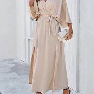 Veronica™ - Kleid mit V-Ausschnitt in lockerer Passform