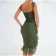 WW - Elegantes Bodycon-Kleid mit Rüschen