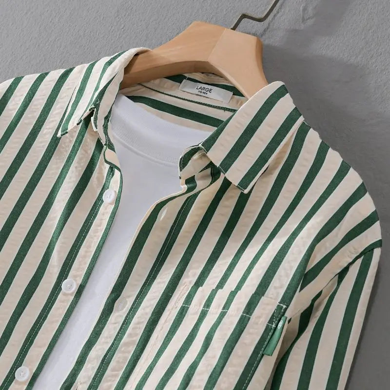 WW | Stylisches Gestreiftes Button-Down Hemd