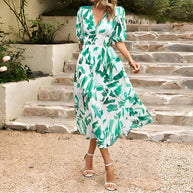 WW Floral Kleid | Modernes elegantes Maxikleid mit V-Ausschnitt und Blumen