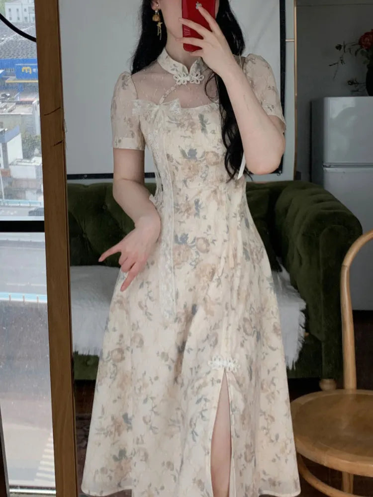 WW | Langes Blumenkleid mit Niedlicher Applikation