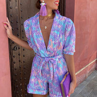 WW Bedruckter Jumpsuit | Moderner Jumpsuit für Damen mit tiefem V-Ausschnitt und kurzen Ärmeln