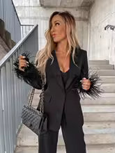 W&W Mode - Elegantes Damen Blazer und Hosen Set mit Federn