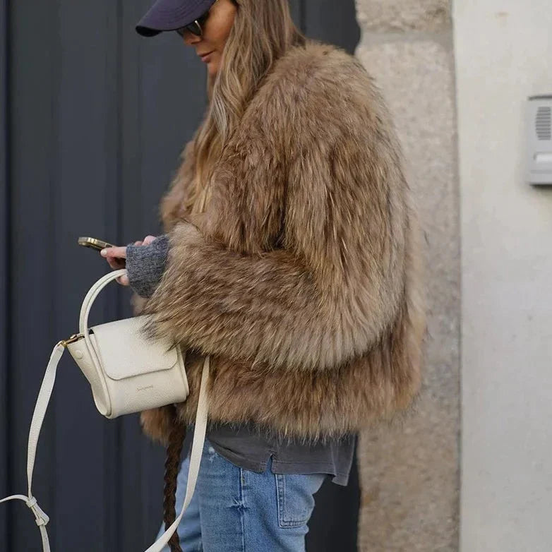 Damenmode Jacke aus Plüschfell