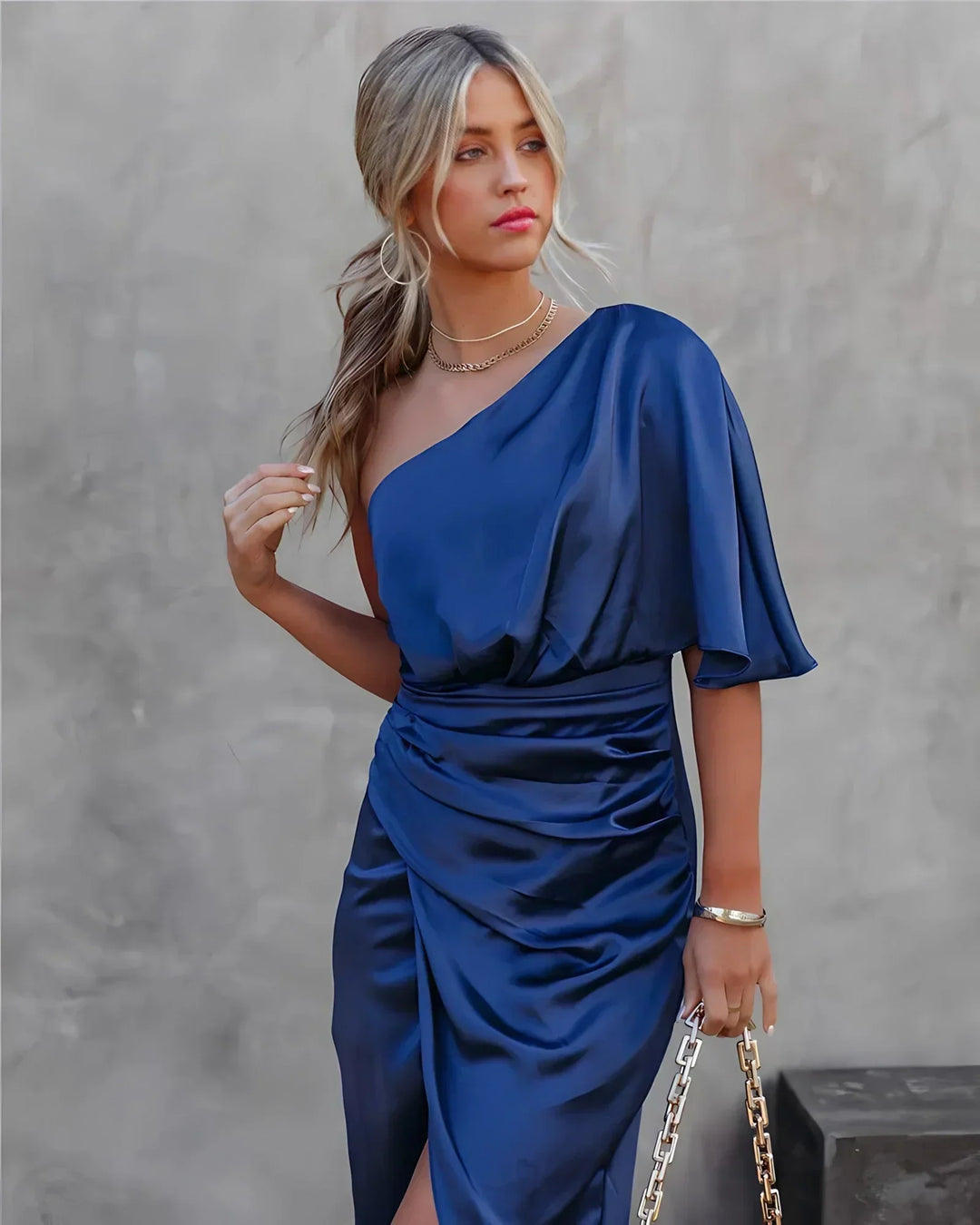 W&W Mode | Elegantes Seidenkleid