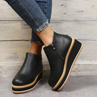 W&W - Stilvolle Stiefeletten mit Zipper und Plateau