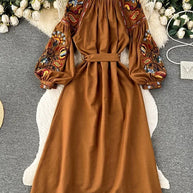 WW | Bestickte Maxikleid aus Leinen mit Laternenärmeln Virjelyn