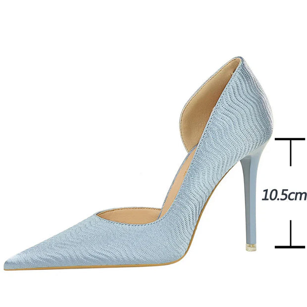 WW | Looking At The Moon Stiletto