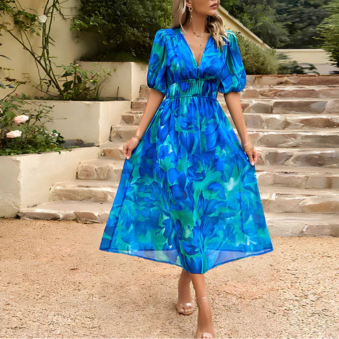 WW Floral Kleid | Modernes elegantes Maxikleid mit V-Ausschnitt und Blumen