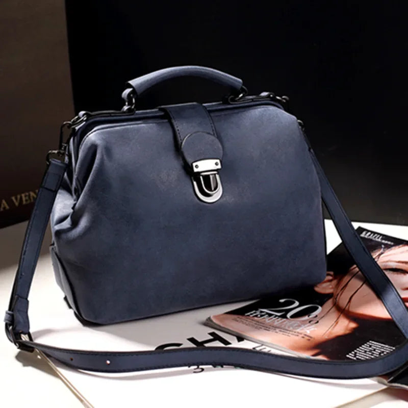 WW | Luxuriöse Vintage-Inspirierte Handtasche mit Metallschnalle