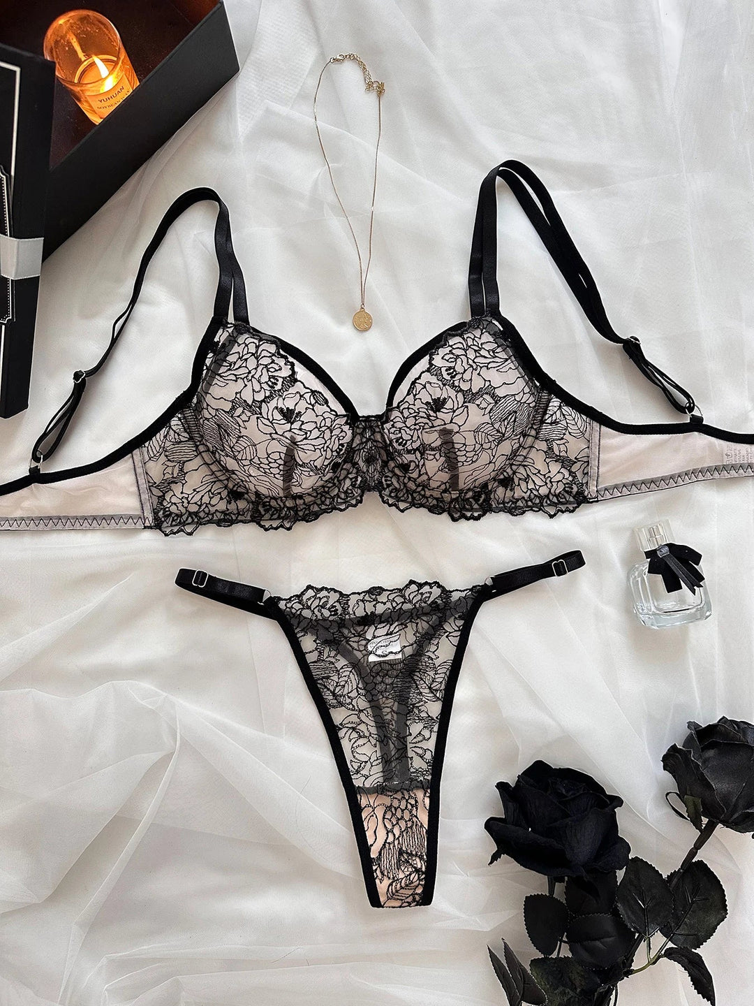 W&W Mode | Verlasse Nie Dein Zuhause Lingerie