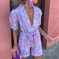 WW Bedruckter Jumpsuit | Moderner Jumpsuit für Damen mit tiefem V-Ausschnitt und kurzen Ärmeln