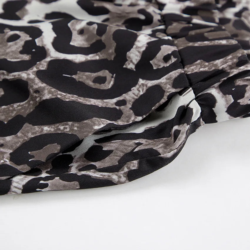 WW | Weite Hose mit Leopardenmuster