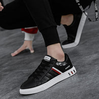 WW | Sportliche Sneakers