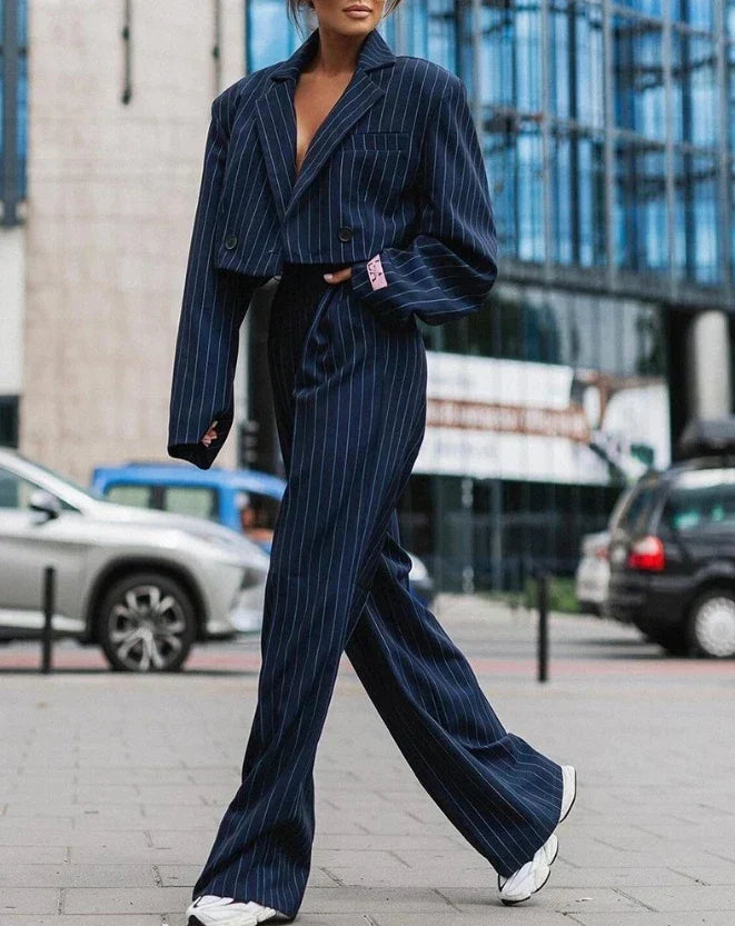 W&W Mode | Elegantes & Bequemes Anzugsatz Für Frauen